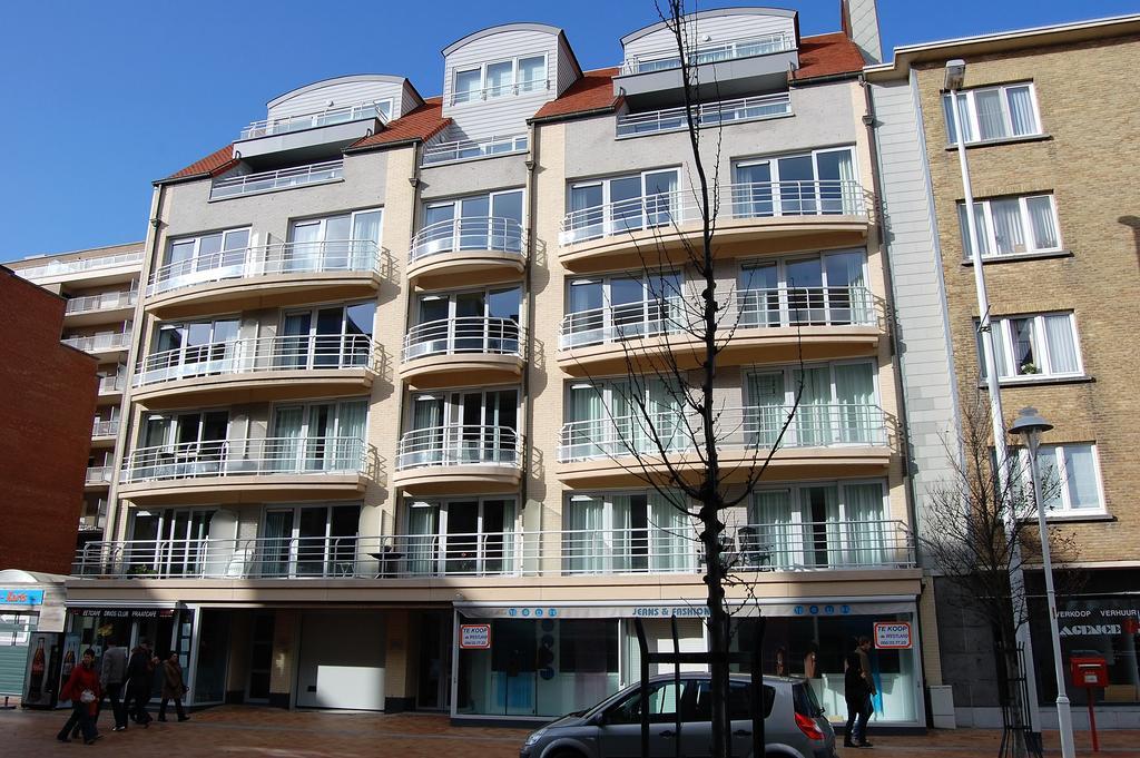 Residentie Hof Van Vlaanderen Nieuwpoort Ngoại thất bức ảnh